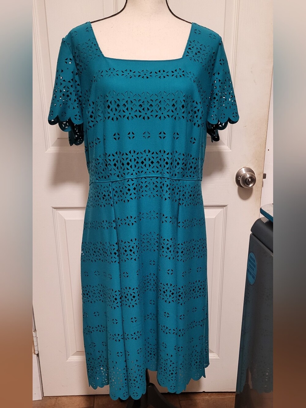 LB Teal Green Cut Out Pattern Fit & Flare Midi Dress
